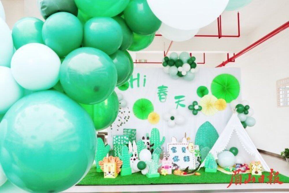  幼兒園內(nèi)的新布景。